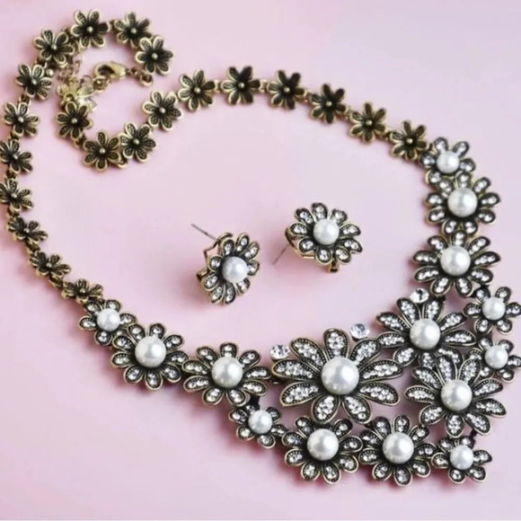 Necklace and Earrings Set - Picture 1 of 1